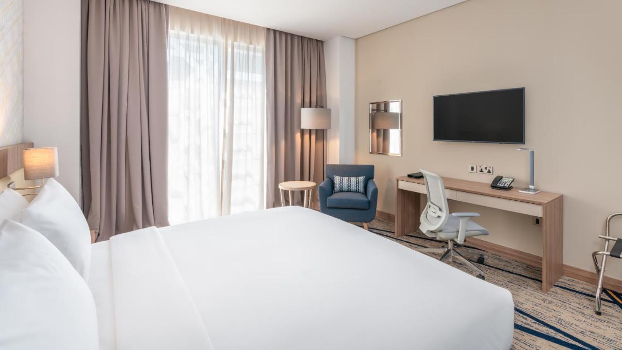 Holiday Inn & Suites Al Jubail By Ihg Al Fanatir Extérieur photo
