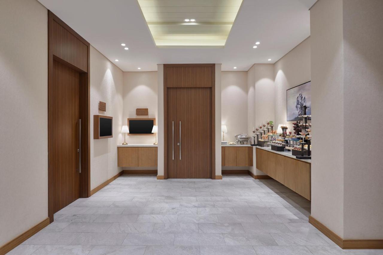 Holiday Inn & Suites Al Jubail By Ihg Al Fanatir Extérieur photo